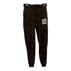 Lululemon Stretch High-Rise Jogger in Heritage 365 Camo Deep Coal with #10 Patch